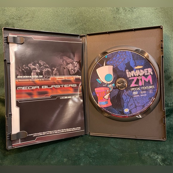Invader ZIM - House Box Complete Set (Vols. 1&2 Plus Extra Disc) DVD - Picture 14 of 14